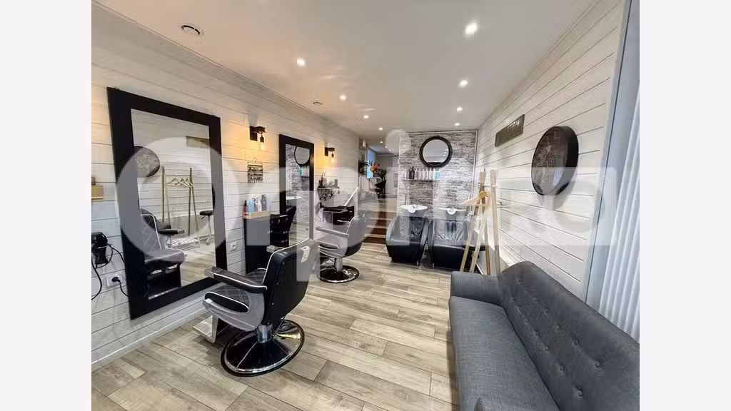 AV salon de coiffure clé en main à Montivilliers