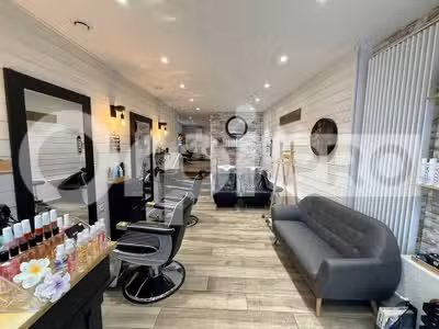 AV salon de coiffure clé en main à Montivilliers