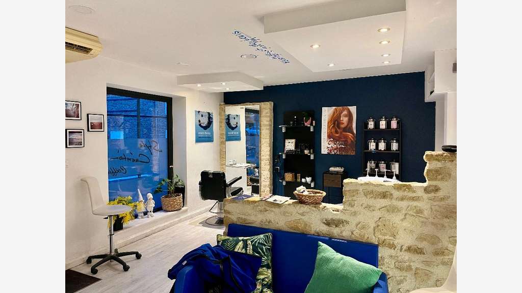 Vente salon de coiffure réputé à Montoison centre