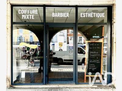 Vente salon de coiffure et soins esthétiques à Nay