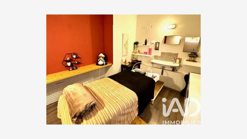 Vente salon de coiffure et soins esthétiques à Nay