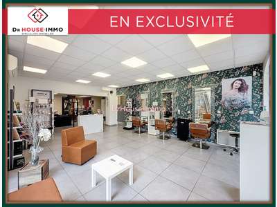 Vente salon coiffure 90m² en centre de Peyrins