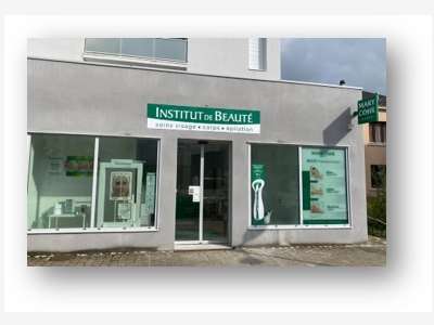 Vente institut de beauté au centre de Pontchâteau