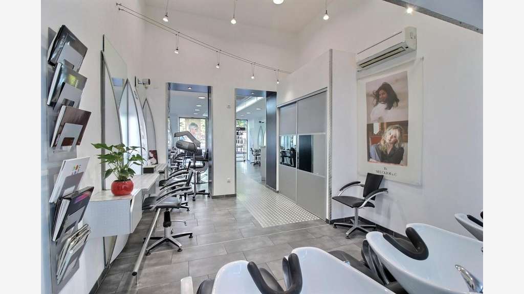 Vente salon de coiffure de 85m² Saint Etienne