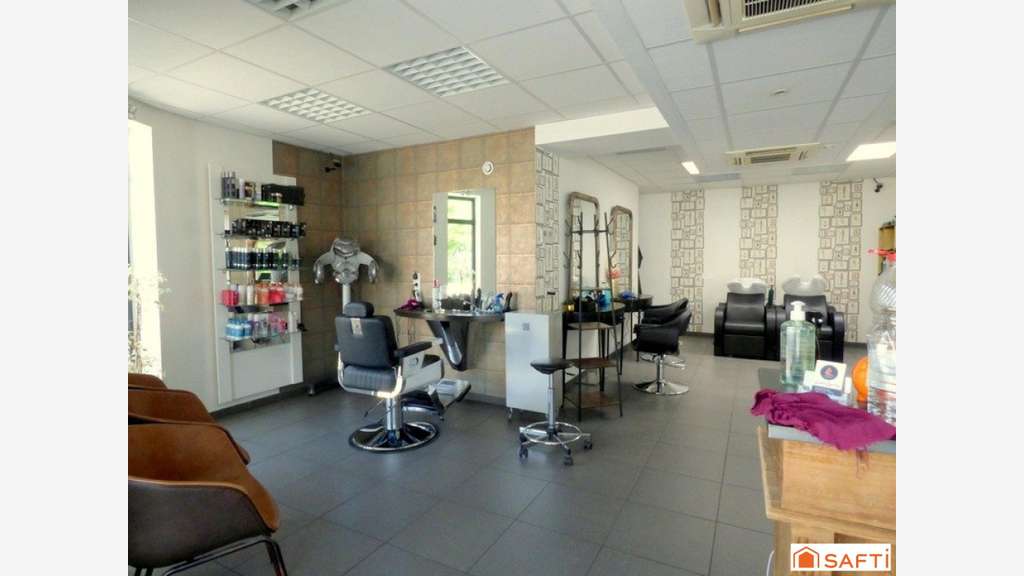 Vente salon de coiffure 63m² Terrasson Lavilledieu