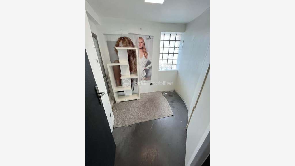 AV salon de coiffure avec fort potentiel Tourcoing