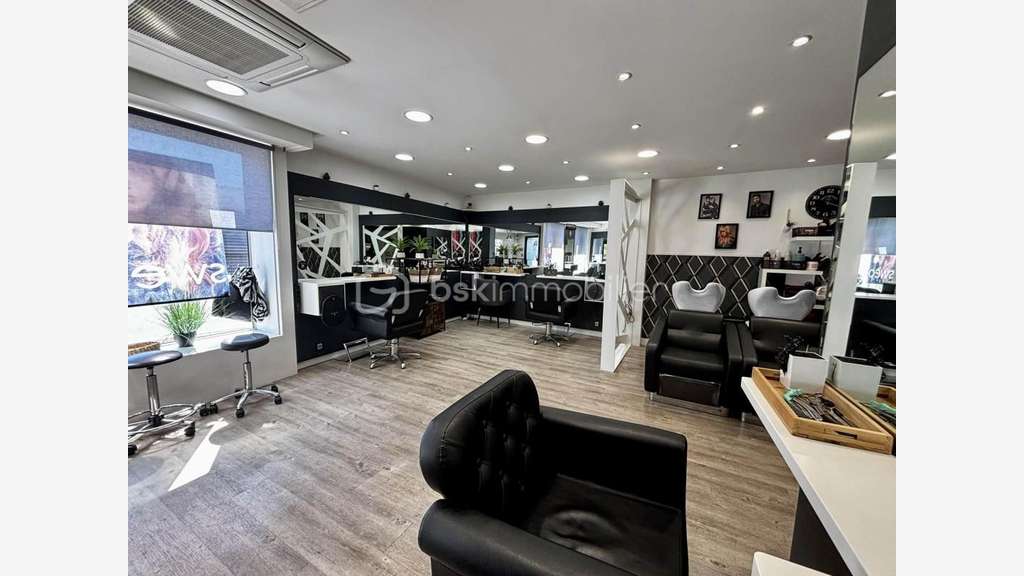 AV salon de coiffure avec fort potentiel Tourcoing