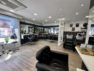 AV salon de coiffure avec fort potentiel Tourcoing