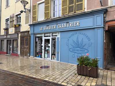 Salon de coiffure & barbier clé en main à Tournus