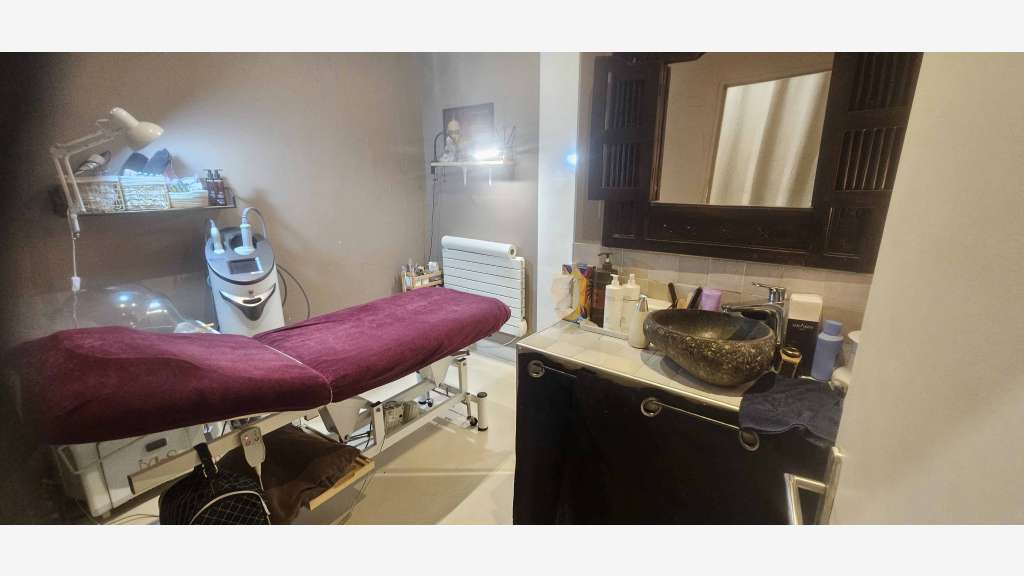 ✨ A vendre institut de beauté & bronzage Yvelines 