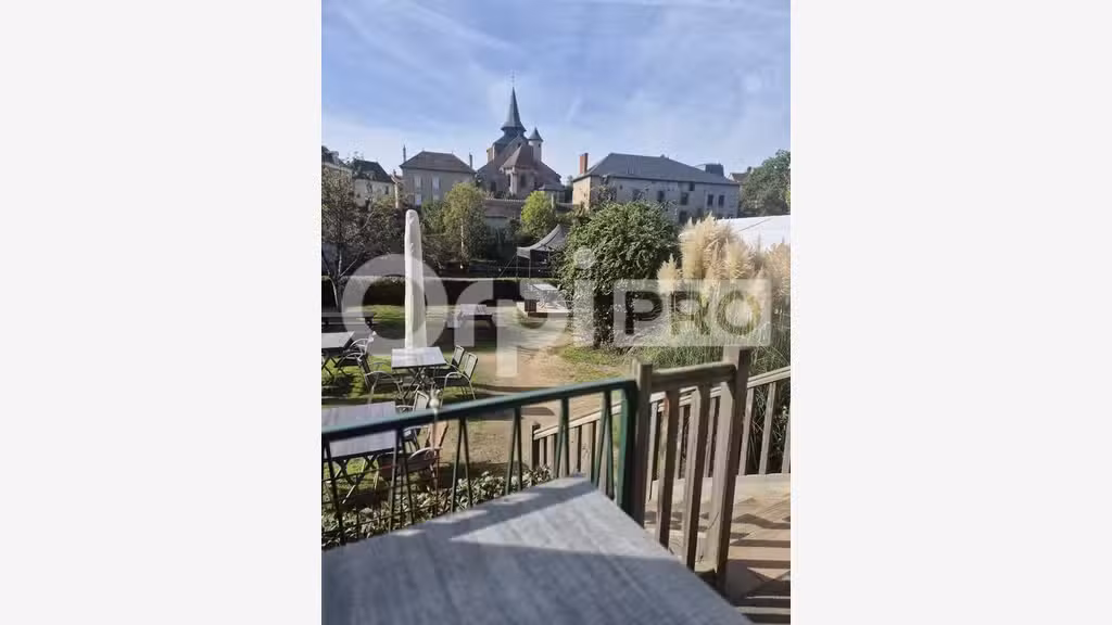 Vente restaurant de charme à La Celle-Dunoise