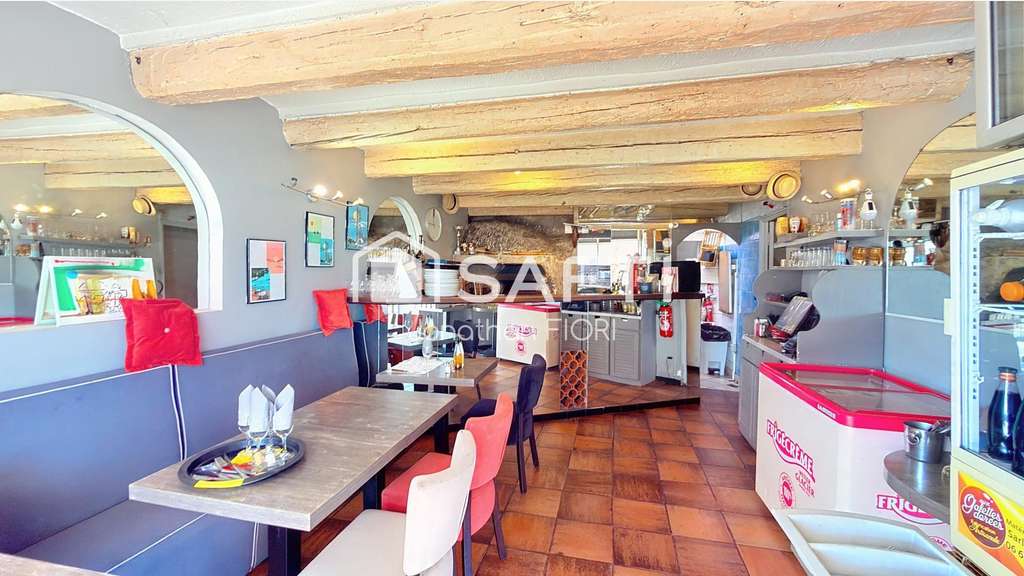 AV restaurant pizzeria face au port de La Seyne