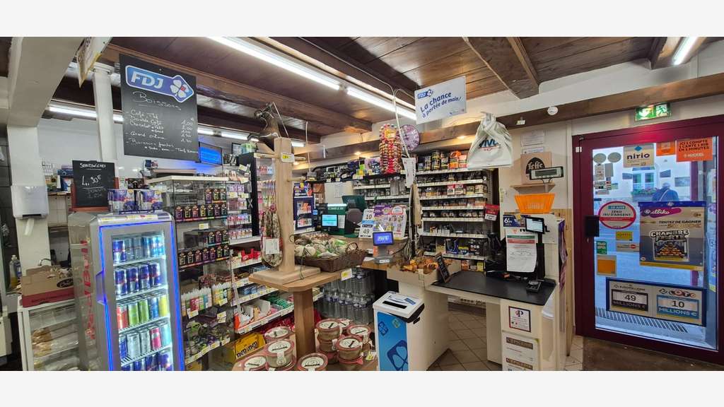 Epicerie - Tabac à vendre LAQUEUILLE (63)