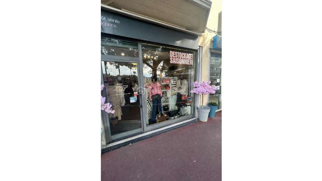 A vendre dépôt-vente au Cannet