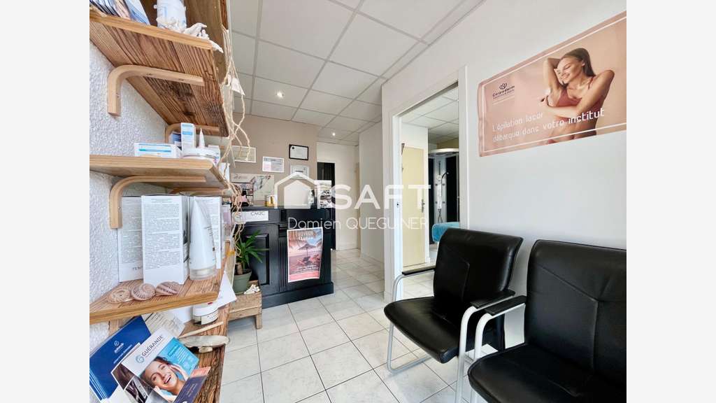 Vente Institut de beauté avec parkings au Teich