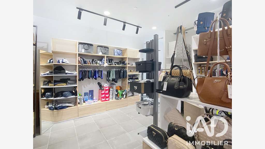 Vente FDC maroquinerie à Sceaux centre