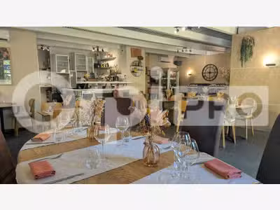 Restaurant aux normes à vendre à Montblanc