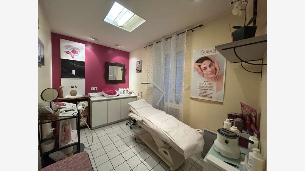 Vente FDC institut de beauté bel empl à Nantes 