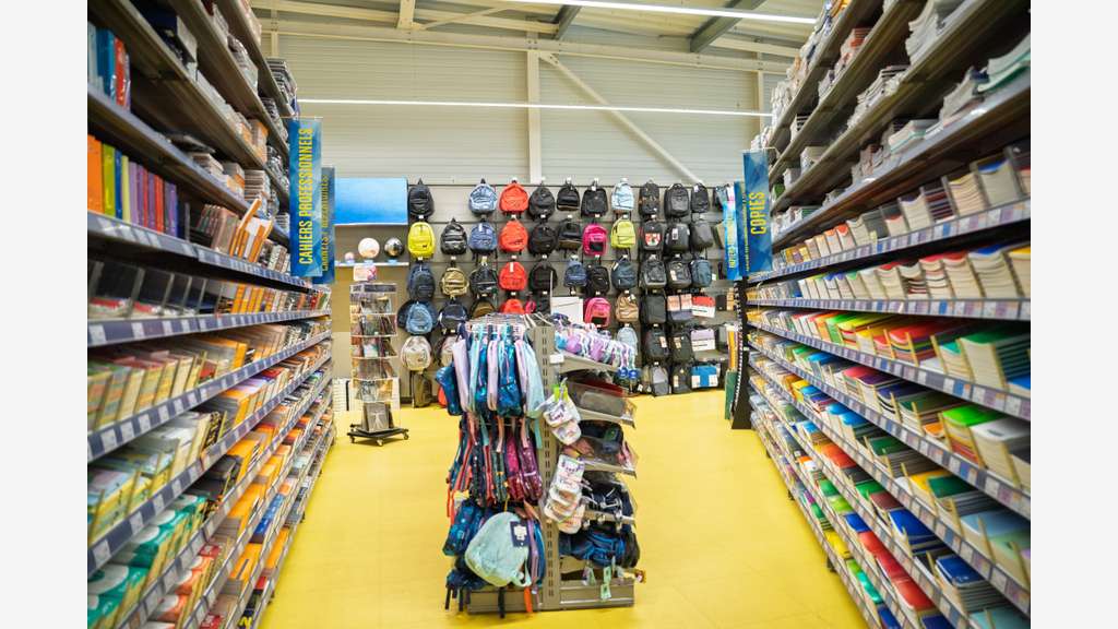 Création magasin Bureau Vallée Oyonnax