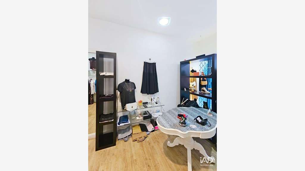 Vente boutique centre historique de Pézenas