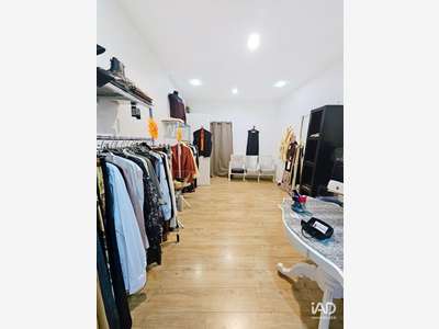 Vente boutique centre historique de Pézenas