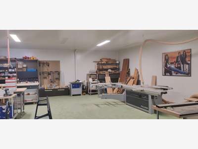 AV FDC agencement intérieur empl stratégique Ain