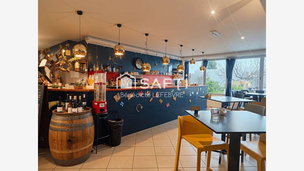 AV restaurant grande capacité terrasse parking 34
