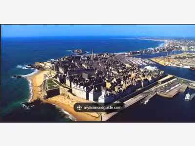 Vente FDC cadeaux souvenirs Saint Malo intra muros