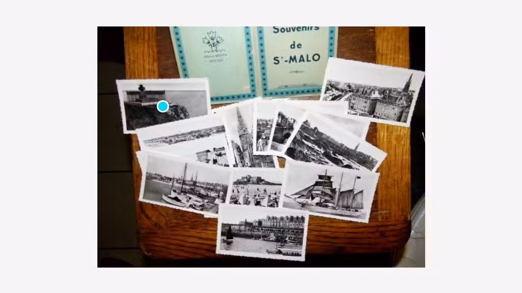 A vendre FDC souvenirs carterie à Saint Malo