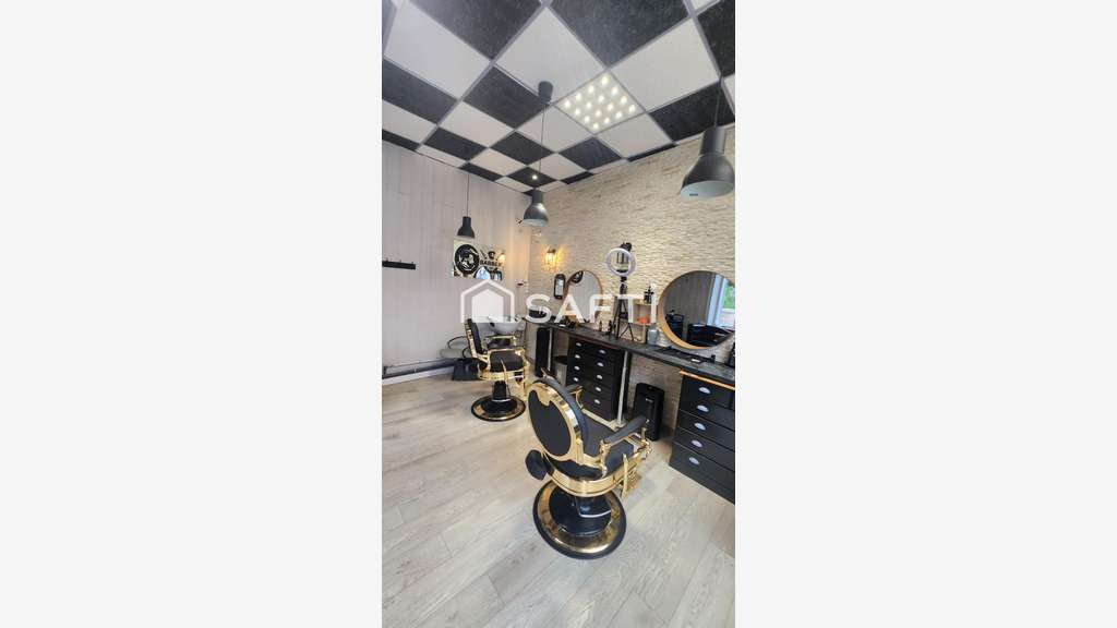 Vente salon de barbier en rue passante Saint Omer