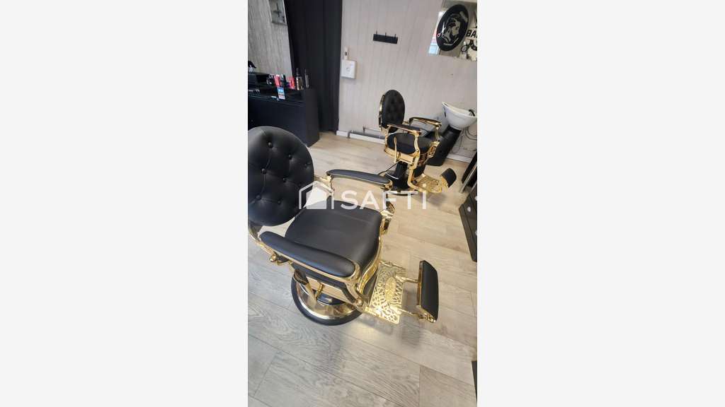 Vente salon de barbier en rue passante Saint Omer