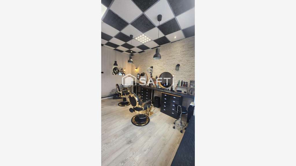 Vente salon de barbier en rue passante Saint Omer