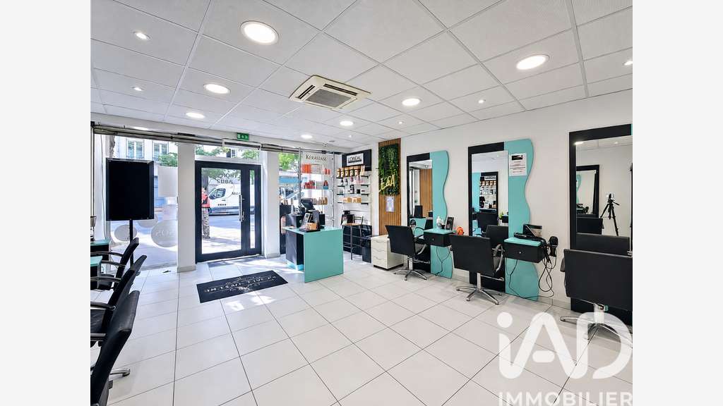 Vente salon de coiffure empl N°1 à Paris 75010