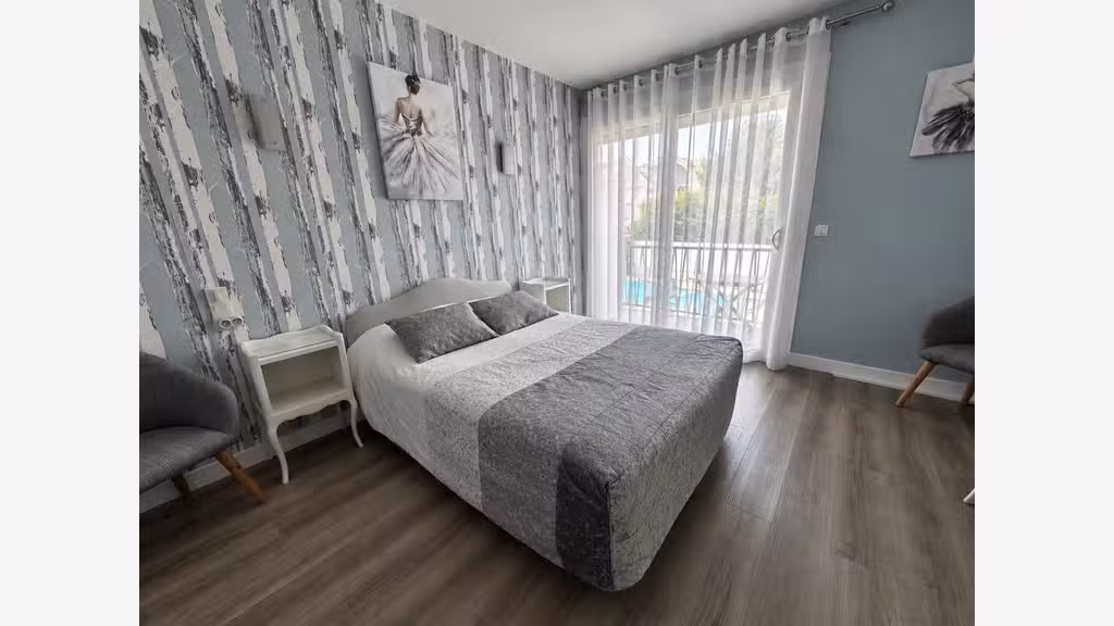 Cède hôtel 3 *** 23 chambres avec piscine Souillac