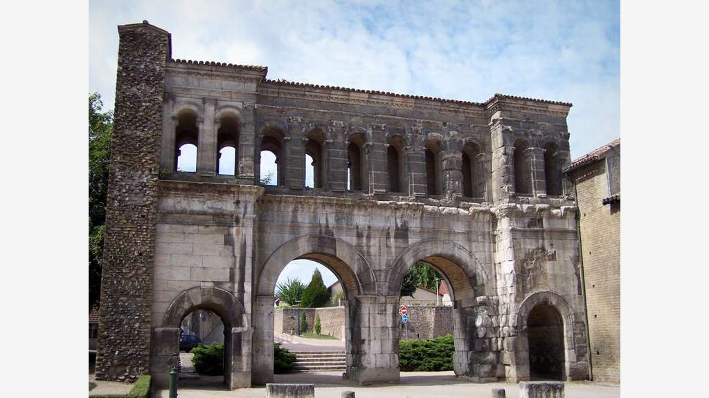 71400 AUTUN - Fonds de commerce Tabac - Presse -