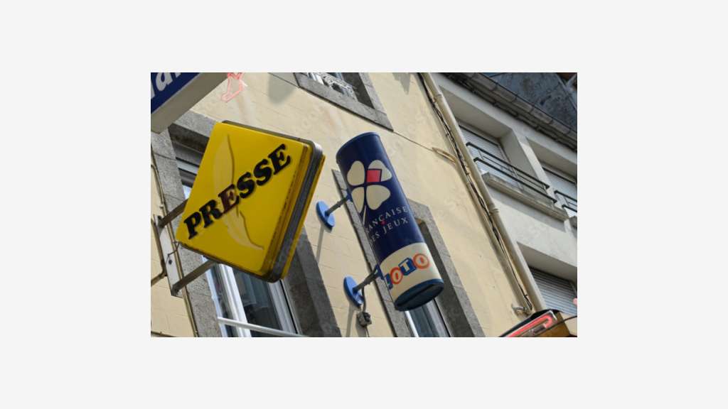 AV FDC presse loterie loto librairie dept Eure