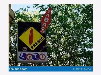 AV FDC tabac loto ville touristique d'exception 30