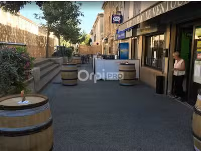 Bar restaurant PMU à vendre à Jonquières