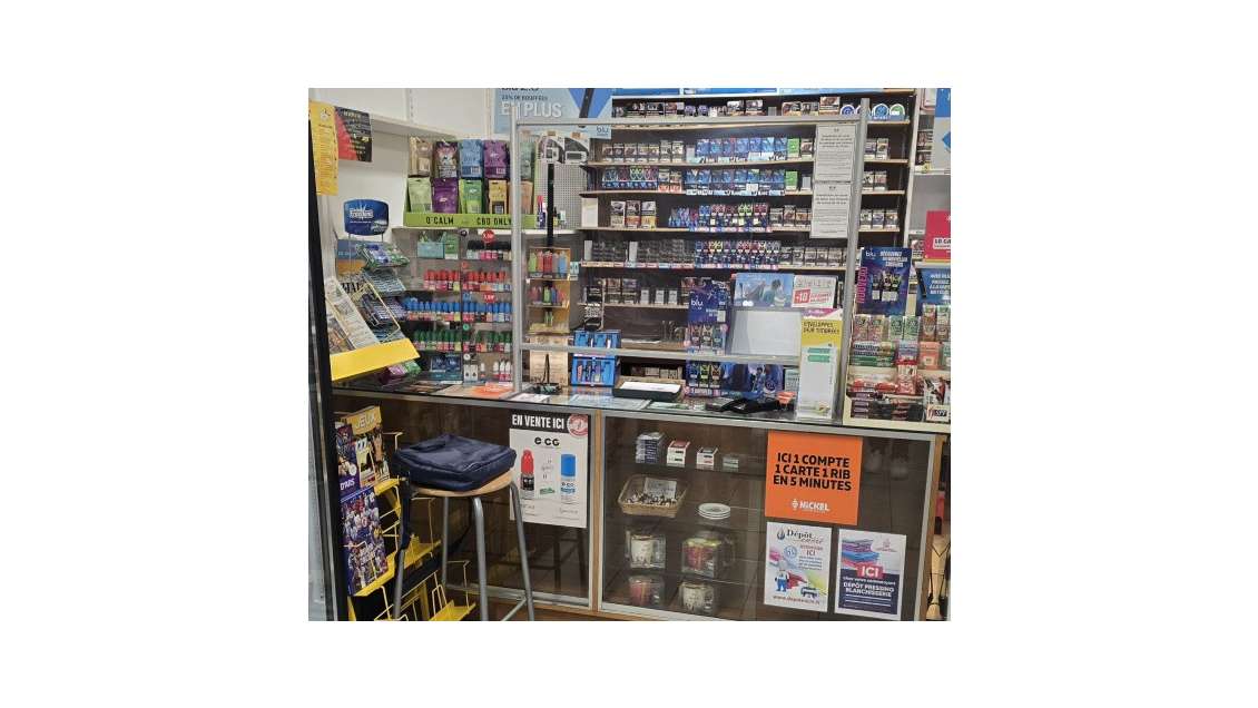 Vente FDC tabac presse loto sur axe passant Jura