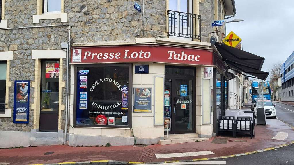 Vente bar tabac presse PMU + terrasse à Limoges