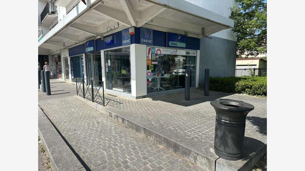 Cède civette murs et fonds mag presse Saint Dizier