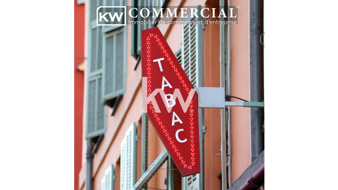 AV FDC tabac presse FDJ de 50m² à Saint-Étienne