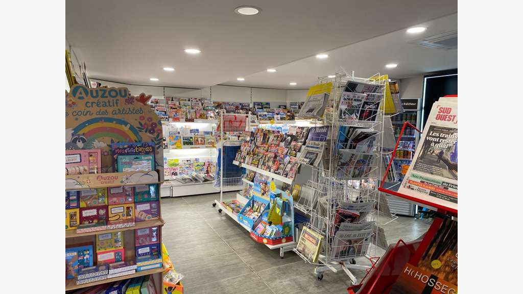 AV tabac presse librairie bord de plage Seignosse