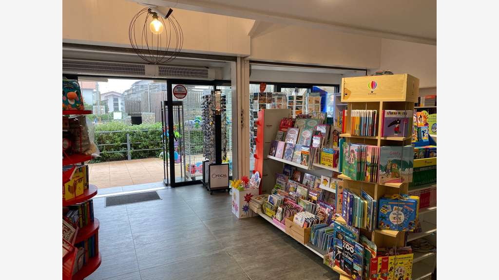 AV tabac presse librairie bord de plage Seignosse