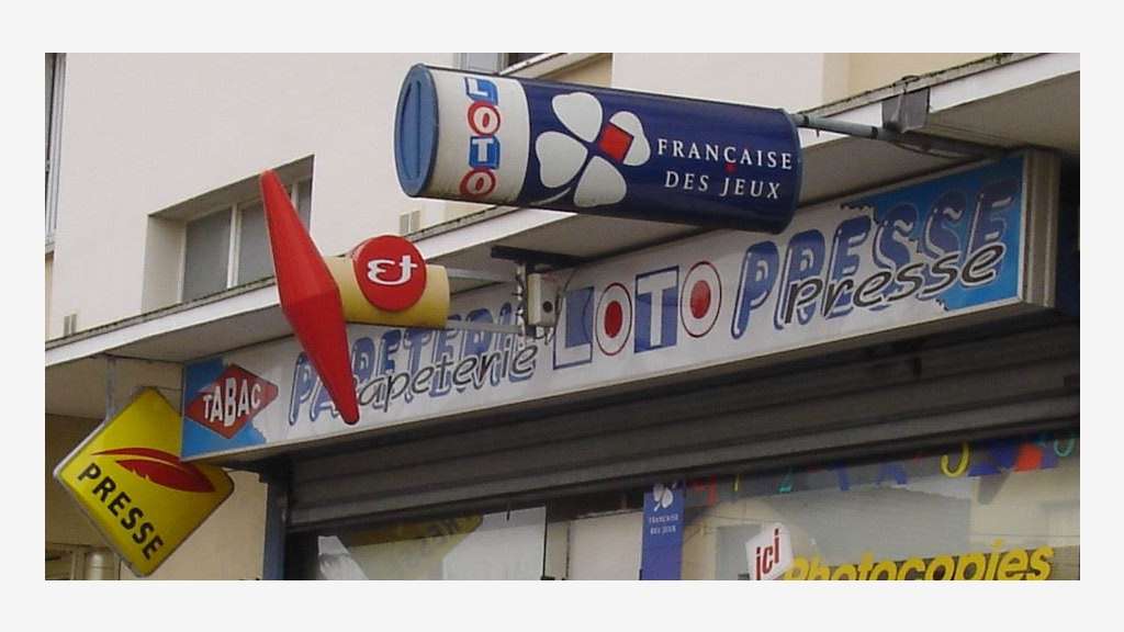 AV FDC tabac FDJ civette proche St Germain en Laye