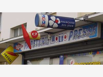 AV FDC tabac FDJ civette proche St Germain en Laye