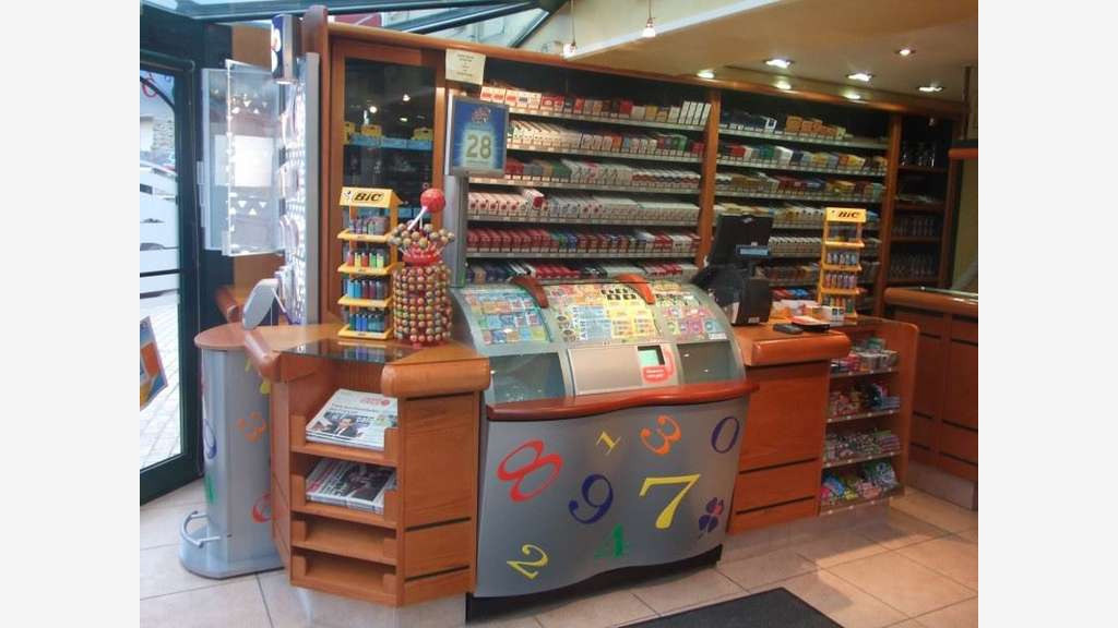 AV FDC tabac FDJ civette proche St Germain en Laye