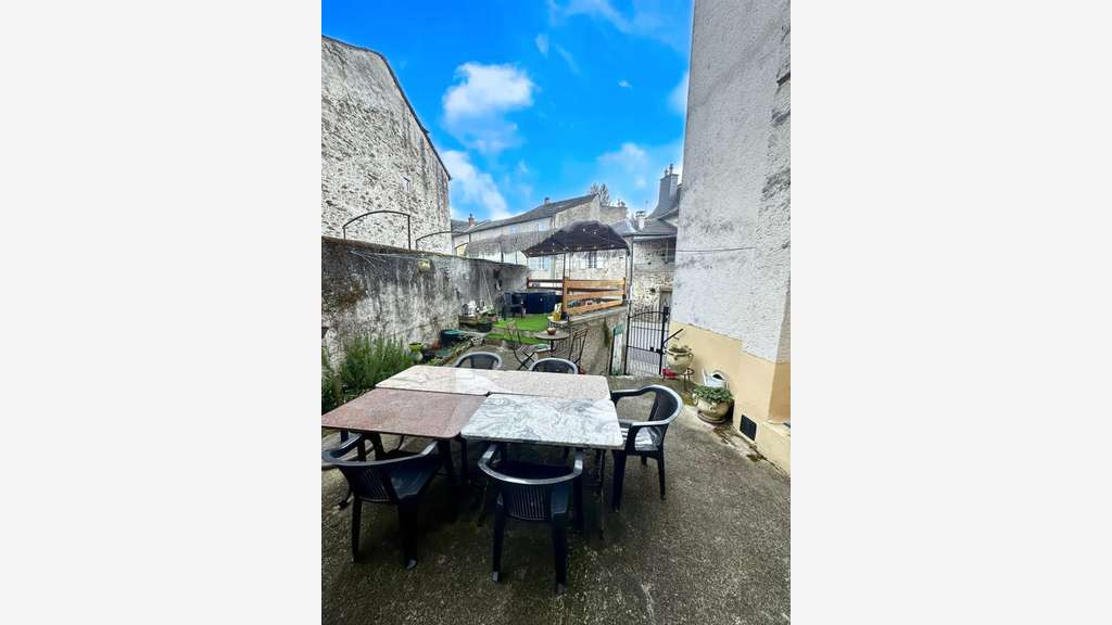 Vente bar café avec habitation à Vabre centre