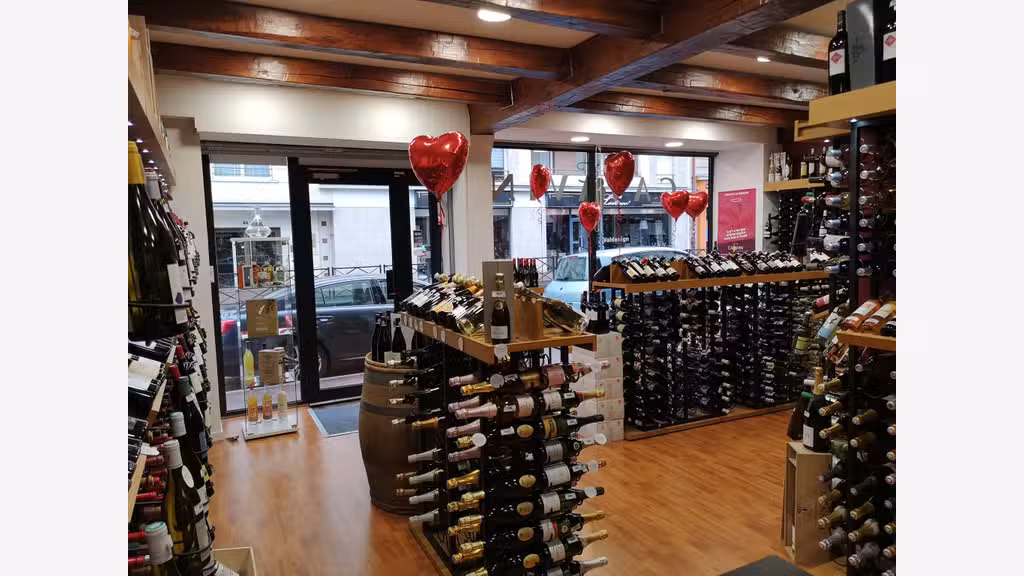 🍷 A céder cave à vin ou droit au bail sur St Maur