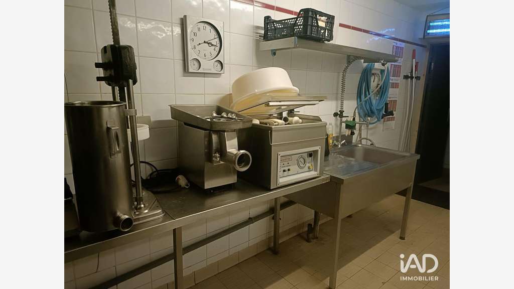 Vente supérette avec rayon boucherie à Villedômer